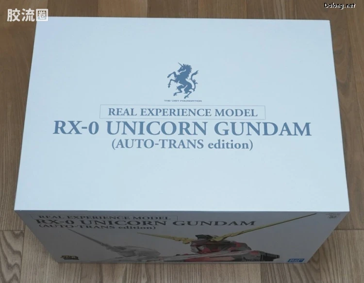 万代 大比例胸像系列 REAL EXPERIENCE MODEL RX-0 独角兽高达 自动变形版 - 图片